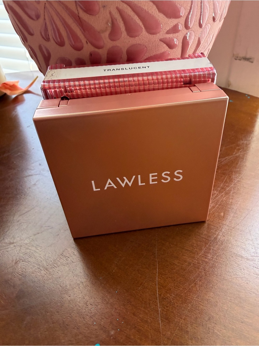 LAWLESS Translucent Setting Powder in Pink Rose Compact - Picture 7 of 8